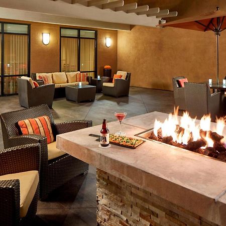 Courtyard By Marriott Anaheim Resort/Convention Center Exterior photo