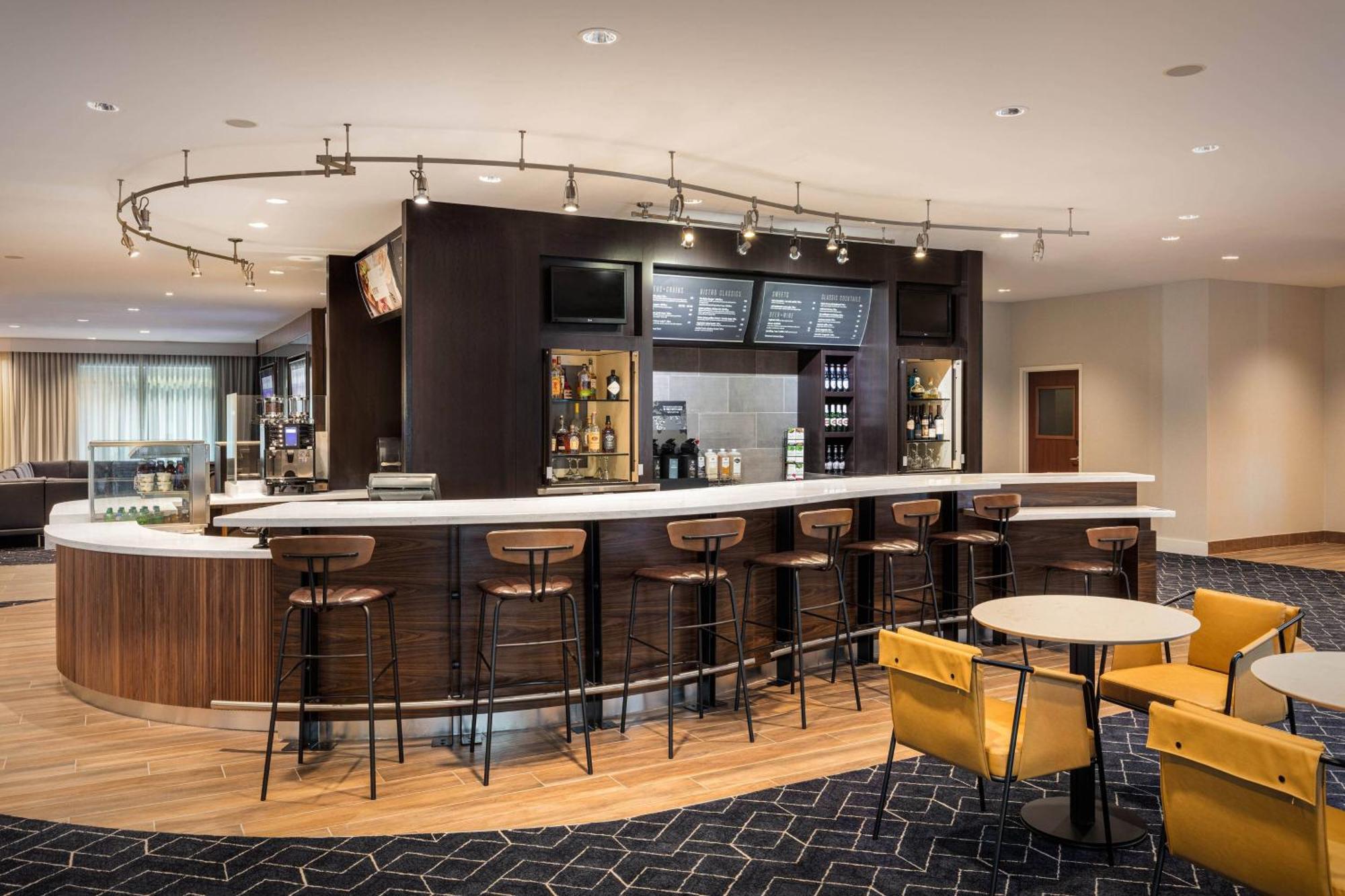 Courtyard By Marriott Anaheim Resort/Convention Center Exterior photo