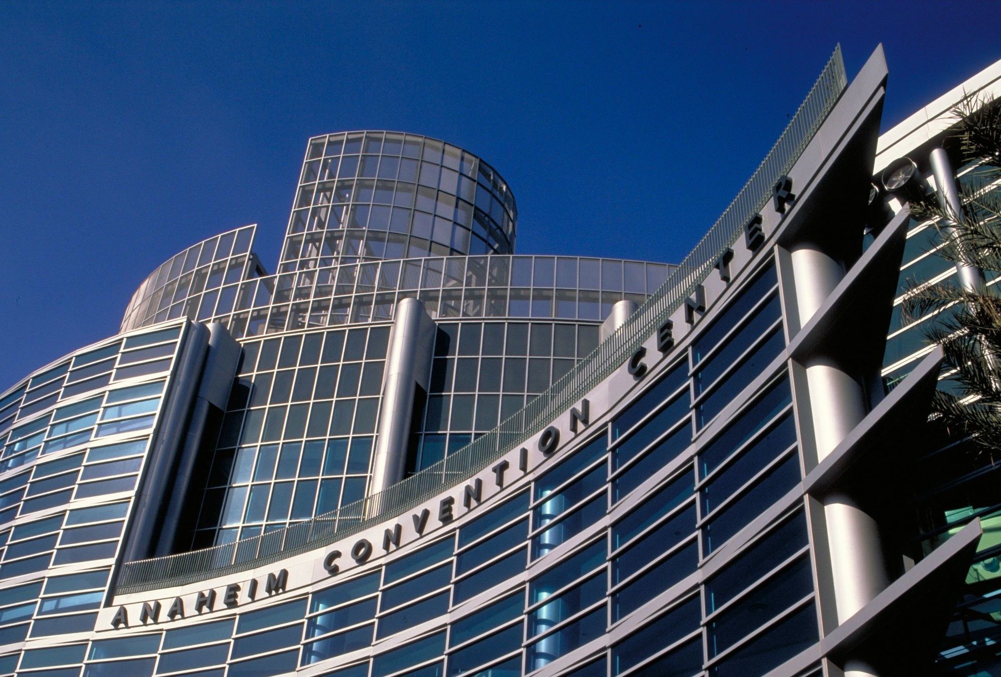 Courtyard By Marriott Anaheim Resort/Convention Center Exterior photo